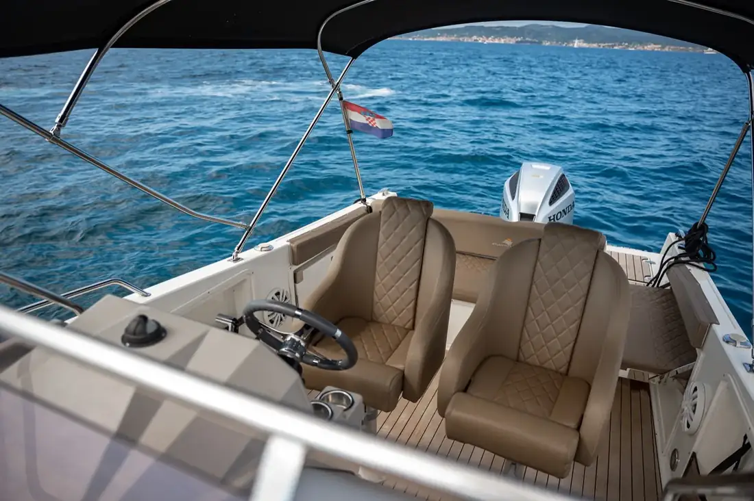 Atlantic Marine 750, photo 4